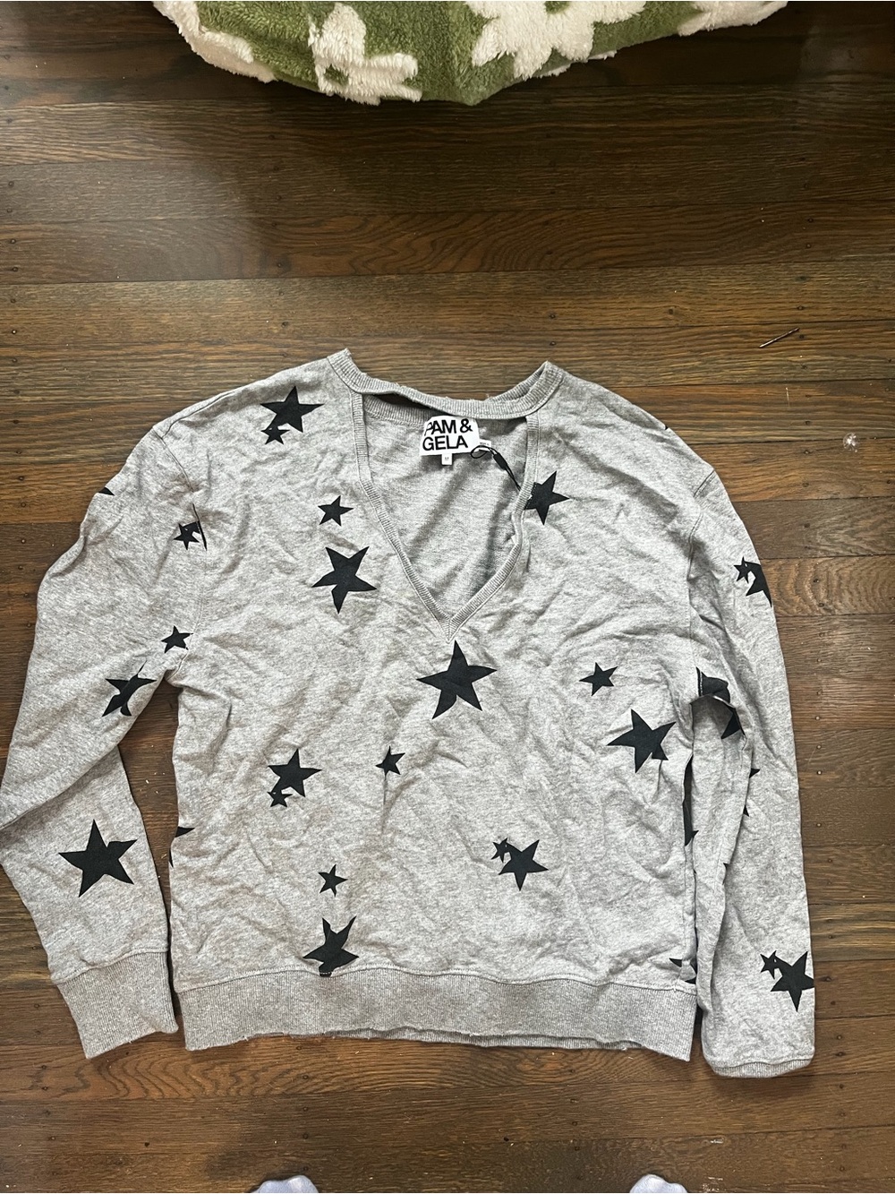 Pam & Gela Gray V-Neck Star-Print Sweater